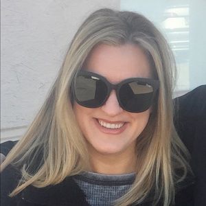 Meet your Posher, Andrea